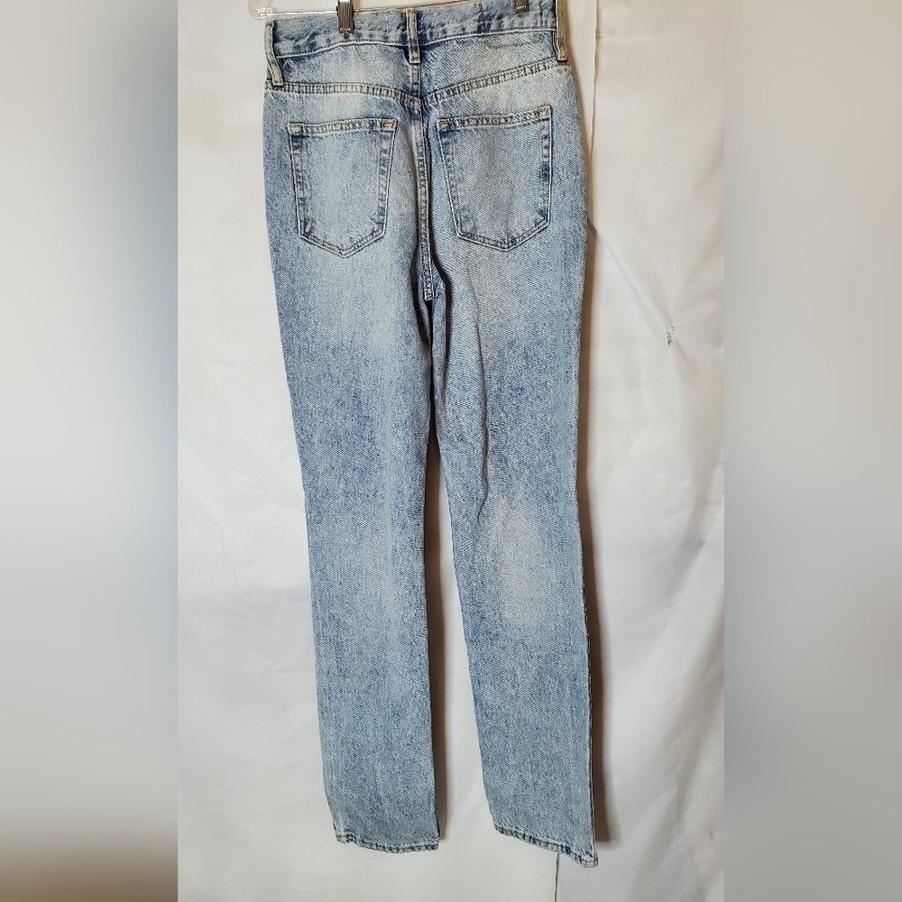 We The Free Size 25 Distressed Boyfriend Jeans Mom Jeans 100% Cotton - Picture 2 of 5